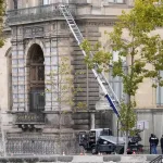 卢浮宫劫案破窗打卡点：历史本貌与社会真实的双向映照