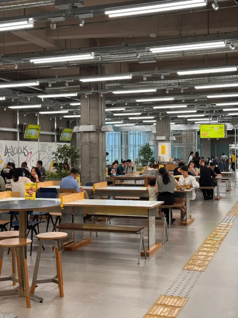 COSMO 成都：青年文化地标・非标商业标杆