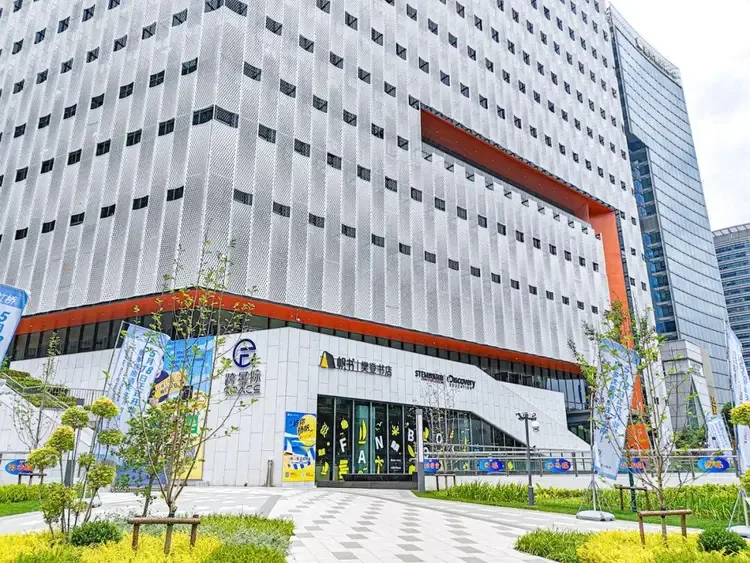 樊登书店|娄山关路开出上海最大樊登书店