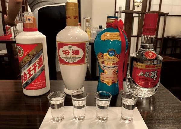商业观察 | 白酒行业“崩老头”乱象